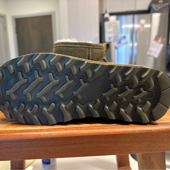 Bearpaws Olive Suede Ankle Boots - Picture 4 of 4